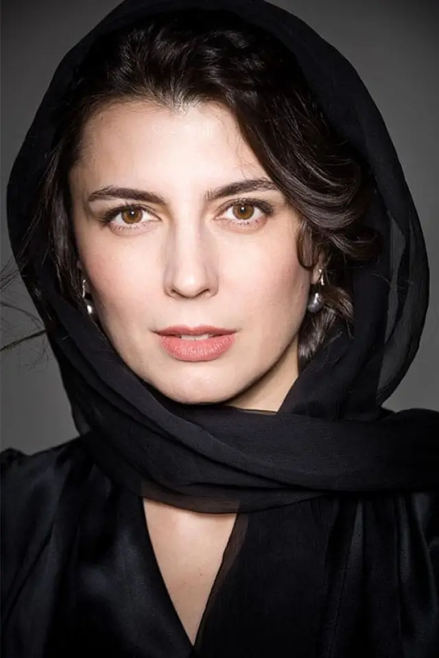 Zdjęcie Leila Hatami