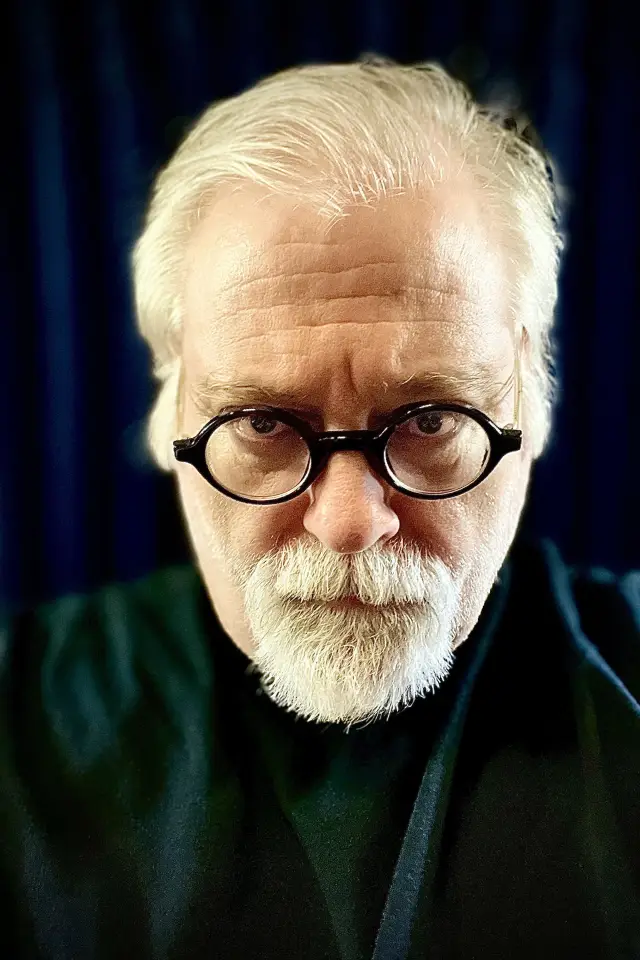 Zdjęcie  (Daron Hagen)