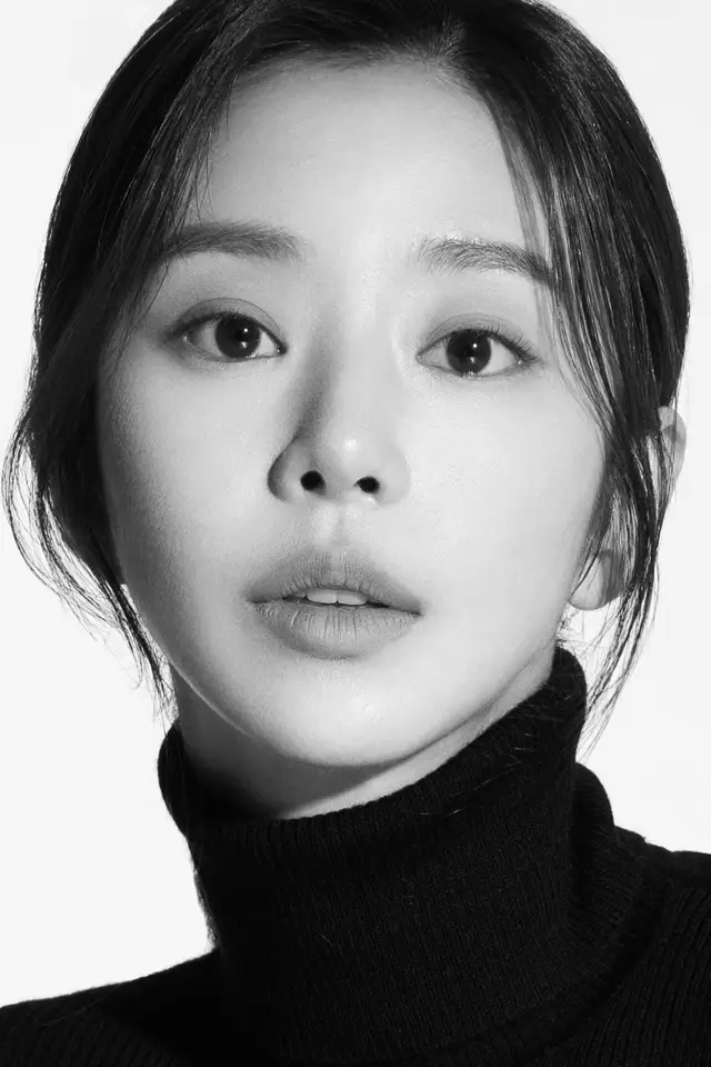 Zdjęcie  (Lee Ju-bin)
