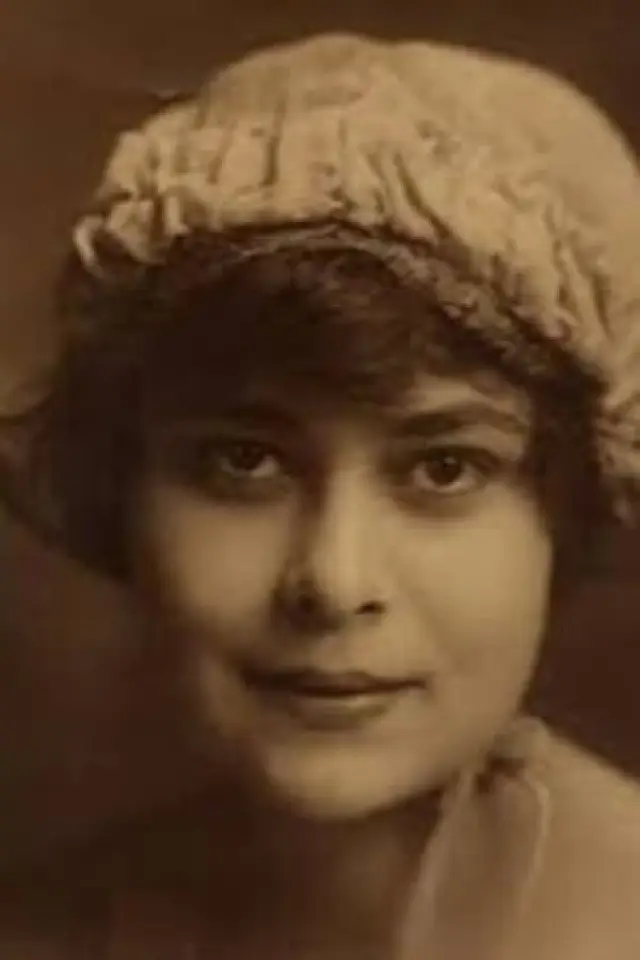 Zdjęcie  (Lillian Culver)