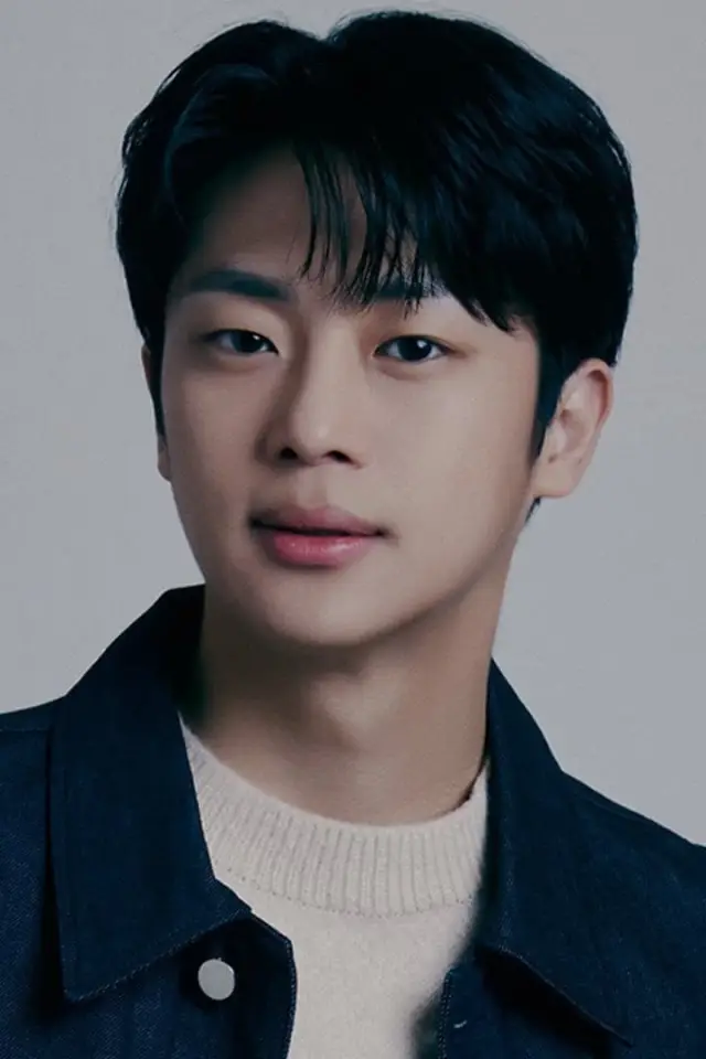 Zdjęcie  (Lee Sin-young)