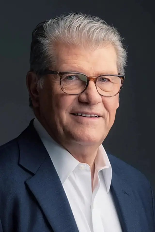 Zdjęcie  (Geno Auriemma)