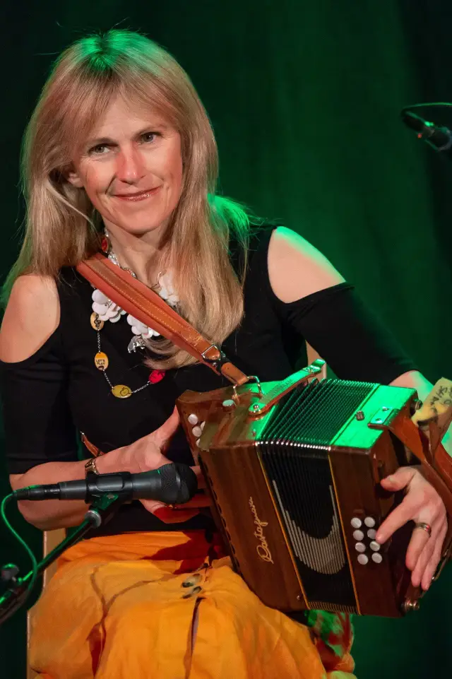 Zdjęcie  (Sharon Shannon)