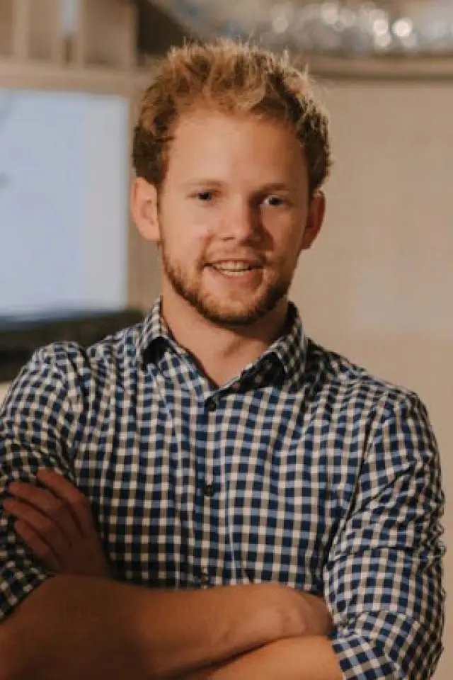 Zdjęcie  (Graham Holliday)