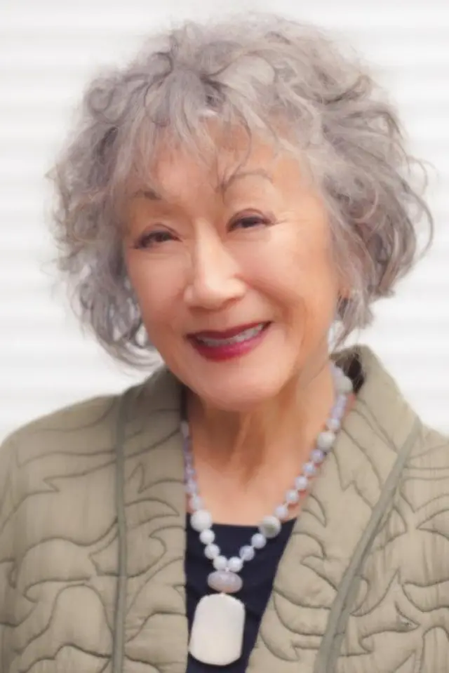 Zdjęcie  (June Kuramoto)