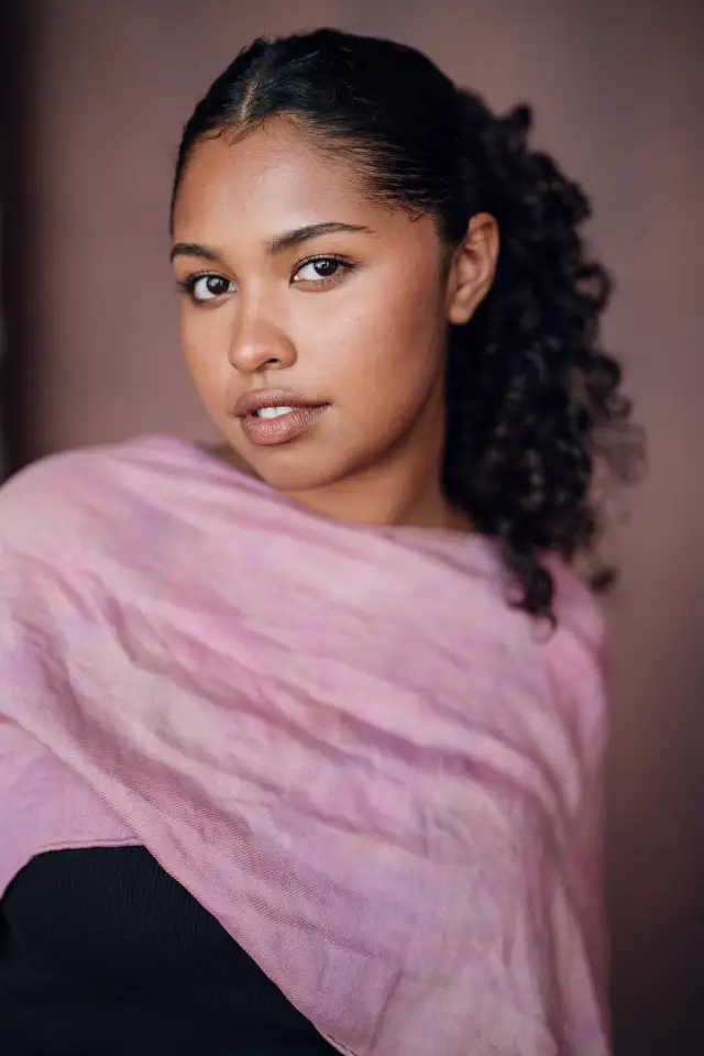 Zdjęcie  (Roshni Edwards)