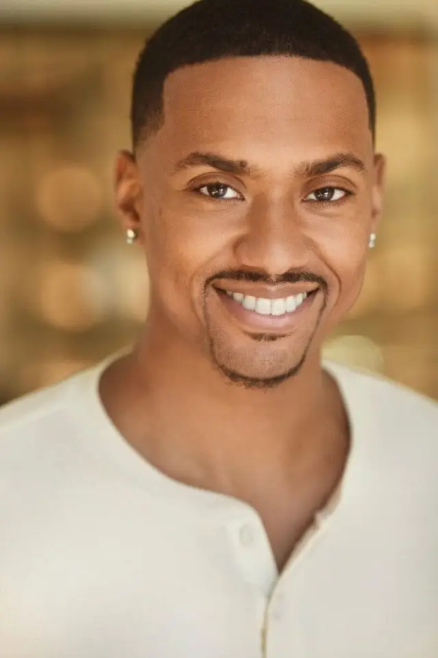 Zdjęcie  (Arrington Foster)