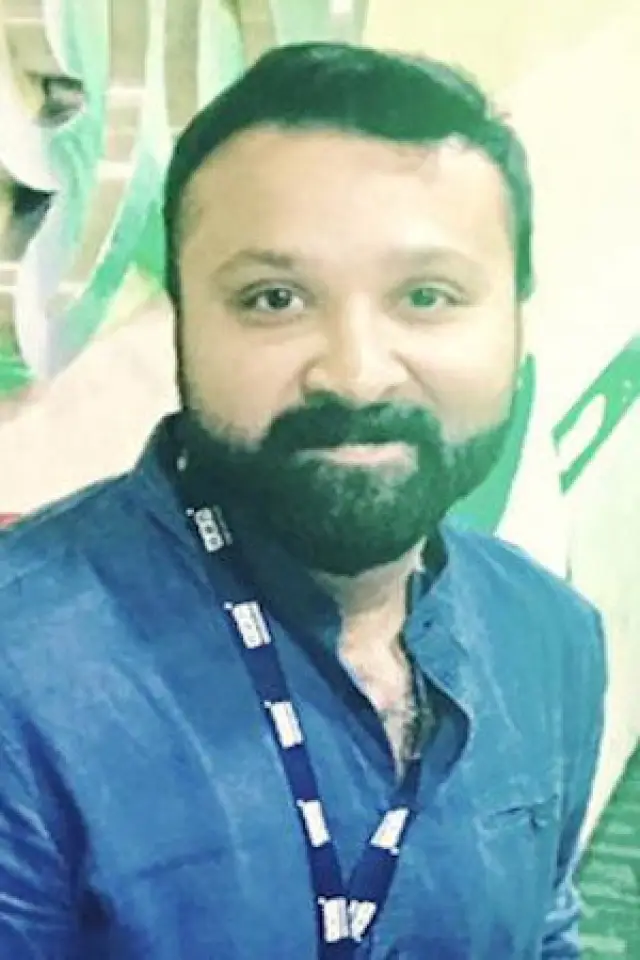 Zdjęcie  (Anu Anand)