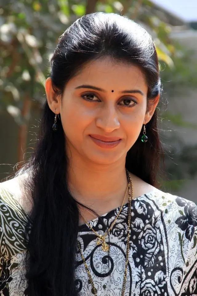 Zdjęcie  (Meena Vasu)