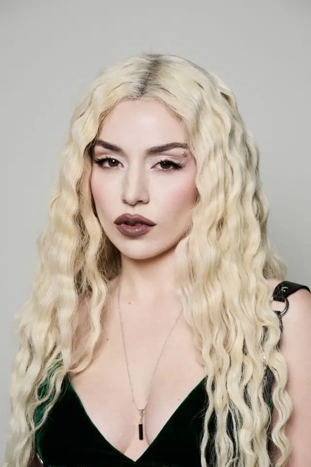 Zdjęcie Ava Max (Ava Max)