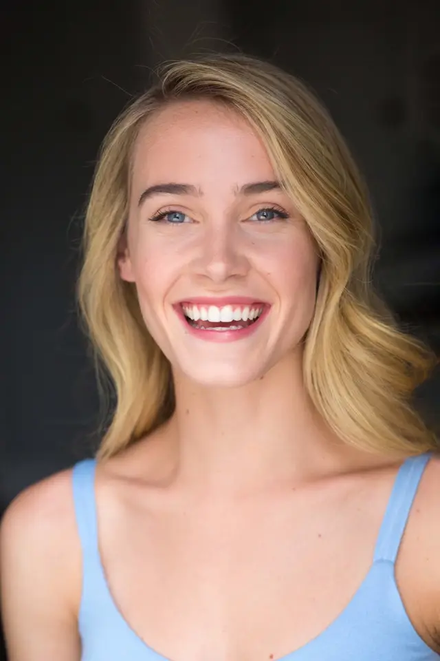 Zdjęcie  (Annabel O'Hagan)