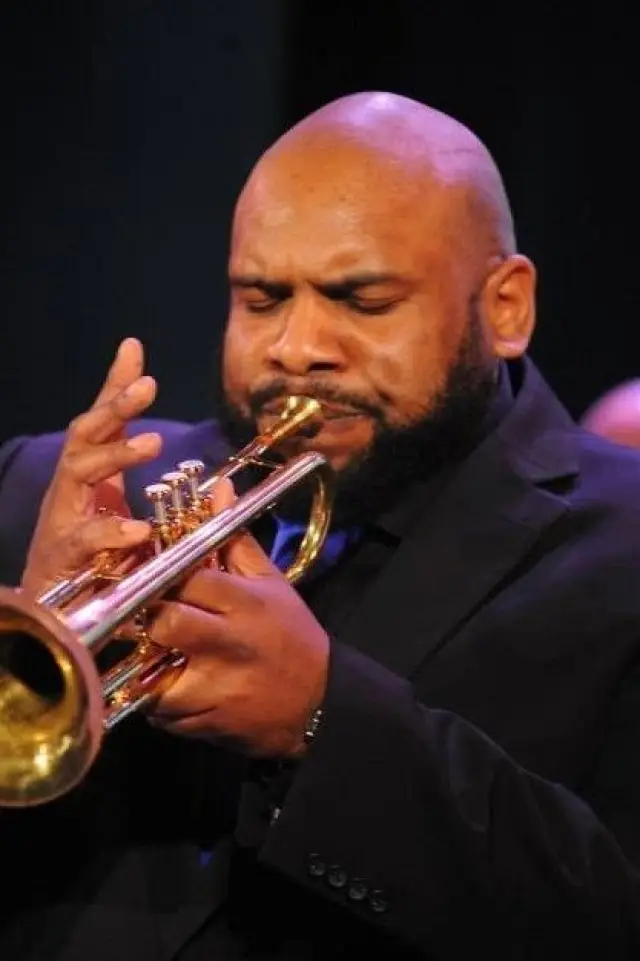 Zdjęcie  (Rashawn Ross)