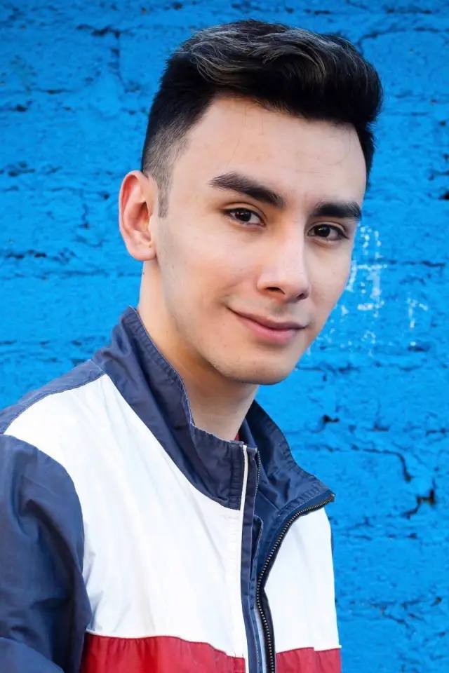 Zdjęcie  (Saúl Hernández)