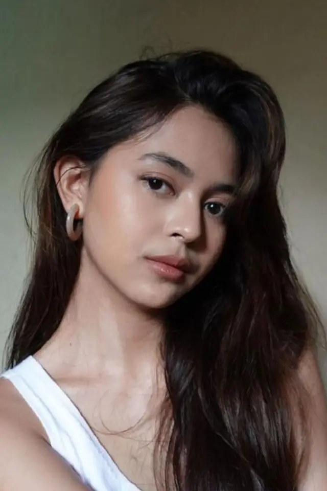 Zdjęcie  (Dinda Mahira)
