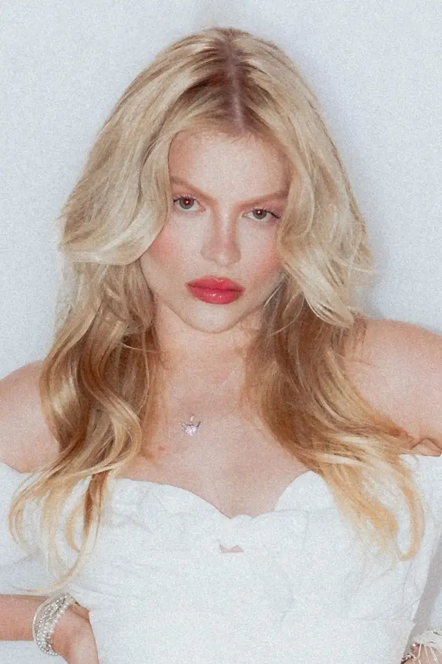Zdjęcie  (Luísa Sonza)