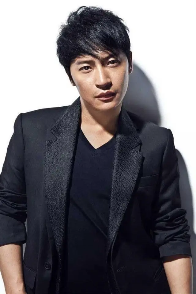 Zdjęcie  (Julian Chen)