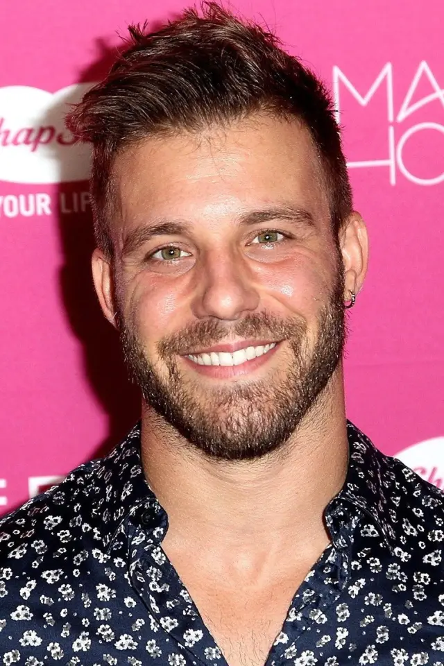 Zdjęcie  (Paulie Calafiore)