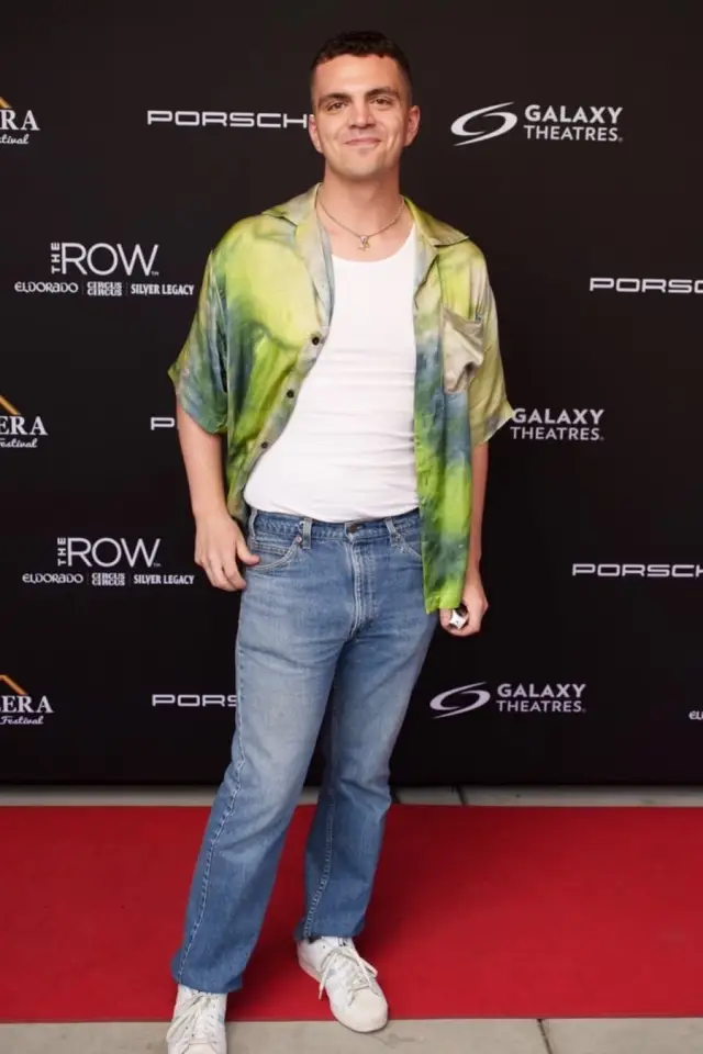 Zdjęcie Thom Hilton (Thom Hilton)