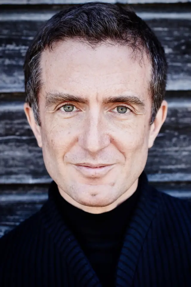 Zdjęcie  (Tedi Papavrami)