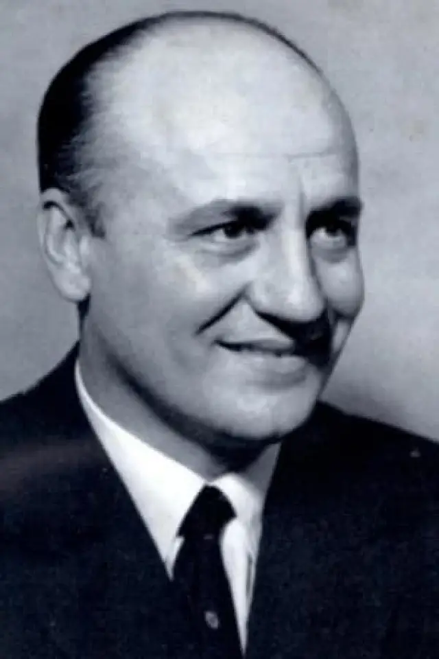 Zdjęcie  (Pierre Balmain)
