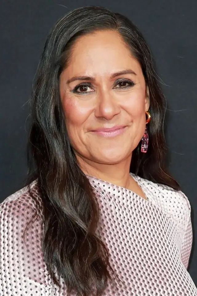 Zdjęcie Sakina Jaffrey