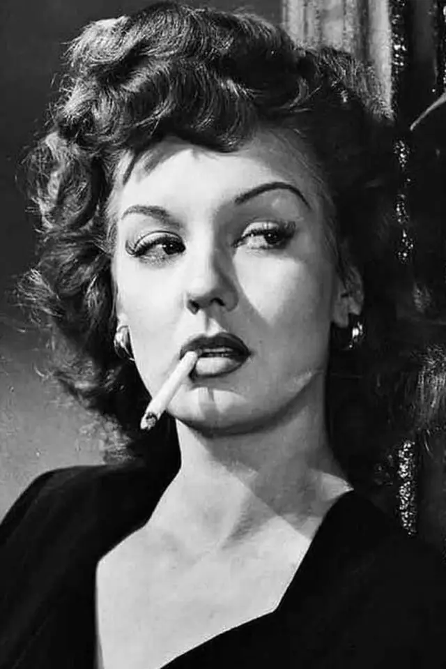 Zdjęcie  (Ann Savage)