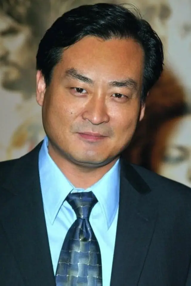 Zdjęcie Tom Yi
