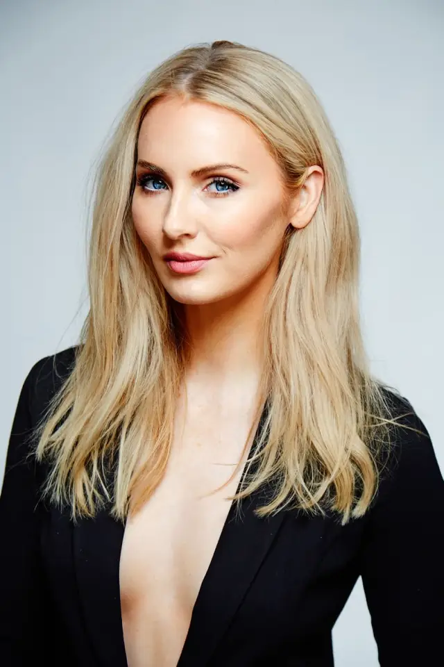 Zdjęcie  (Amelia Conway)