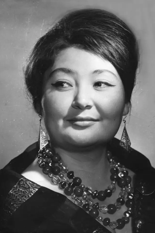 Zdjęcie  (Lola Abdulkarimova)
