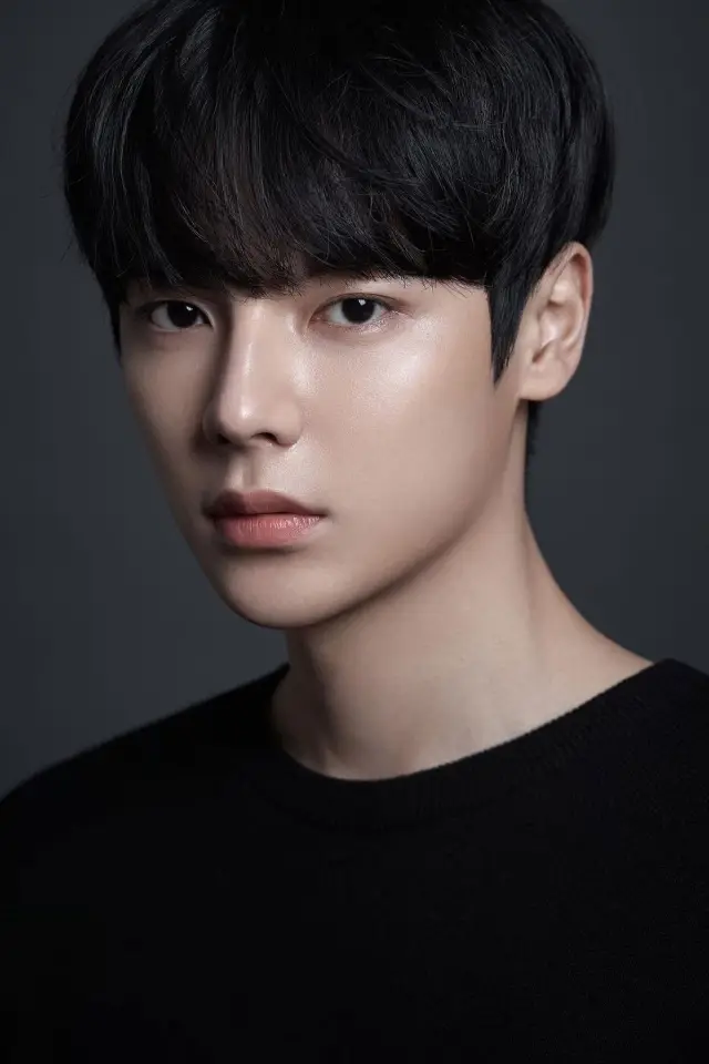 Zdjęcie  (Lee Sae-on)