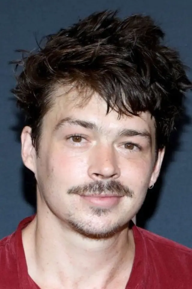 Zdjęcie Aleks Hughes (Alex Hughes)