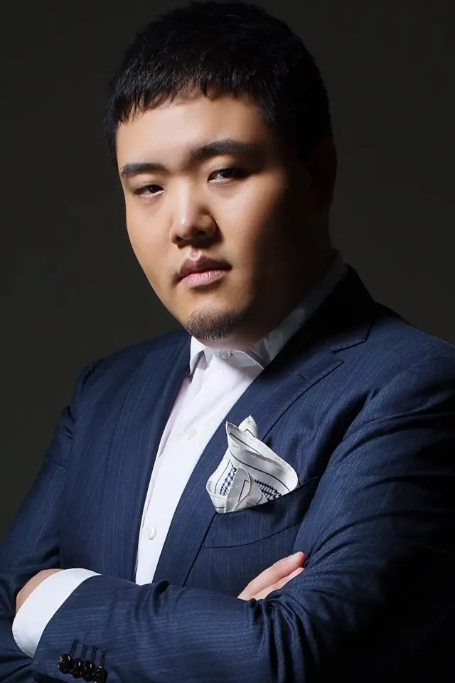 Zdjęcie  (Yuren Wang)