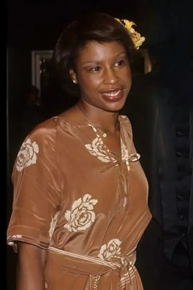 Zdjęcie  (Marguerite Whitley)