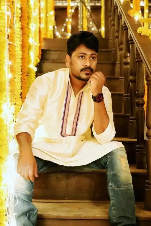 Zdjęcie  (Josh Ravi)