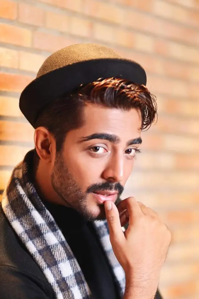 Zdjęcie  (Krushal Ahuja)