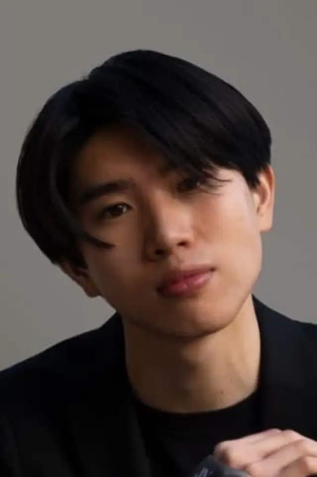 Zdjęcie Ethan Eng
