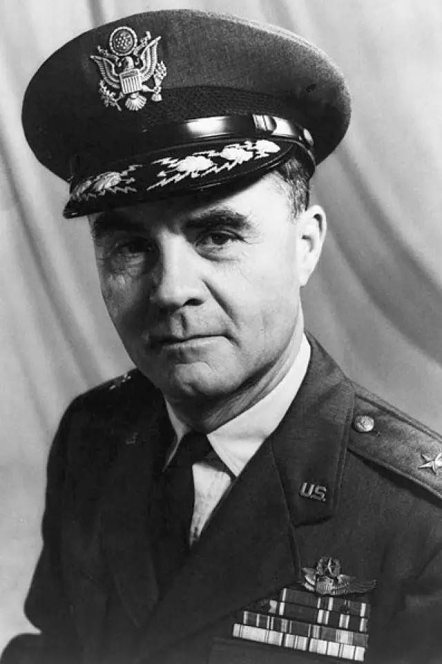 Zdjęcie  (Paul Tibbets)