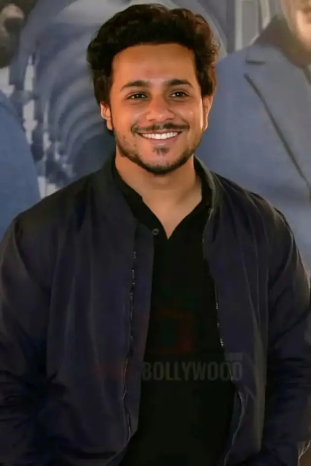 Zdjęcie Aamil Keyan Khan (Aamil Keyan Khan)