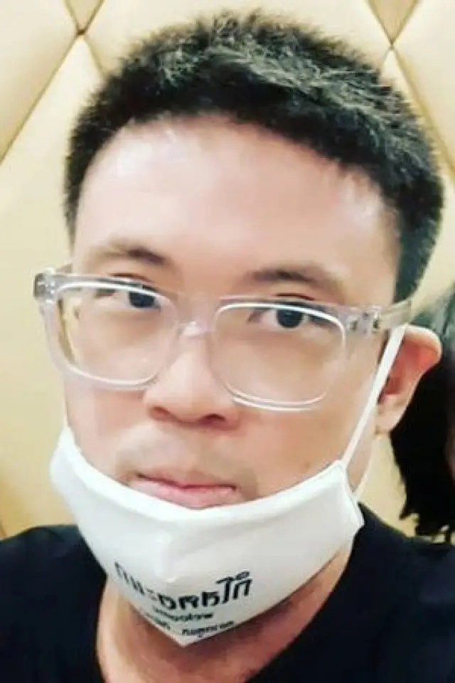 Zdjęcie  (Sakon Wongsinwises)