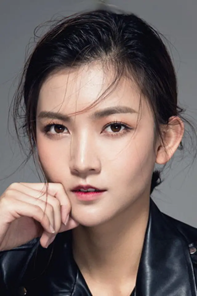 Zdjęcie  (Li Xinying)