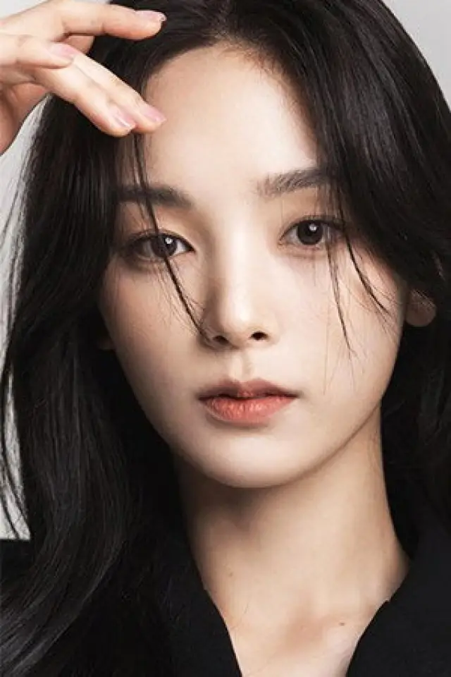 Zdjęcie  (Choi Li-ra)