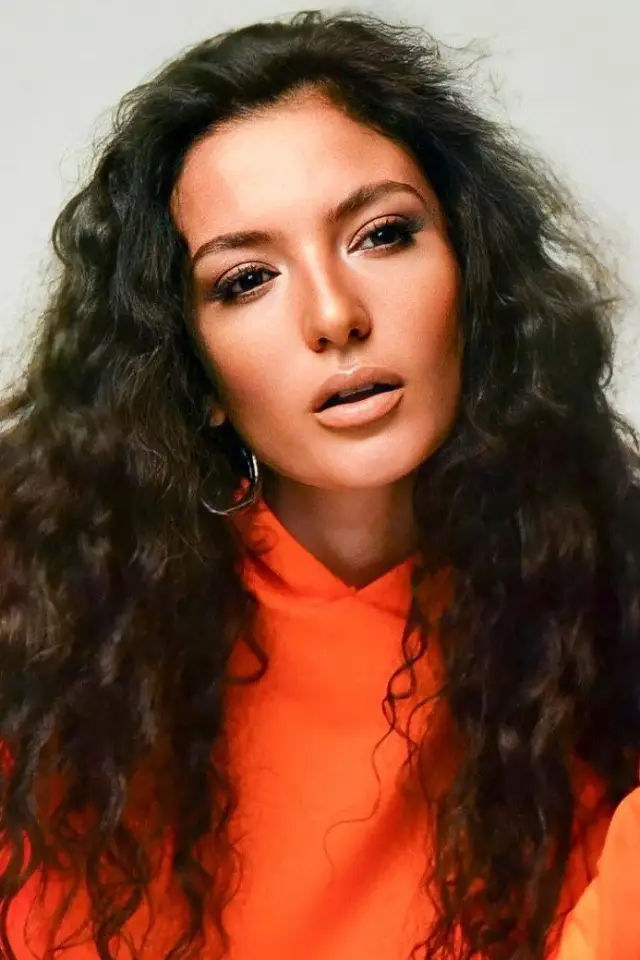 Zdjęcie  (Dilara Kazimova)