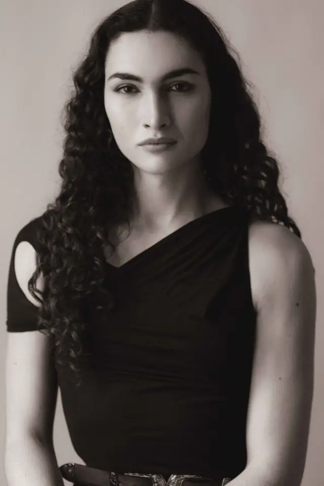 Zdjęcie  (Mina Serrano)