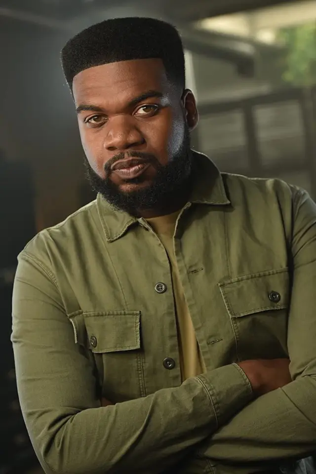Zdjęcie  (Rashal James)