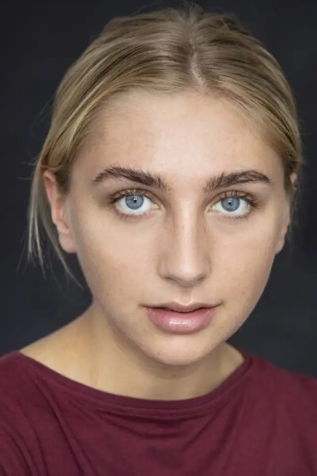 Zdjęcie  (Ella Lily Hyland)