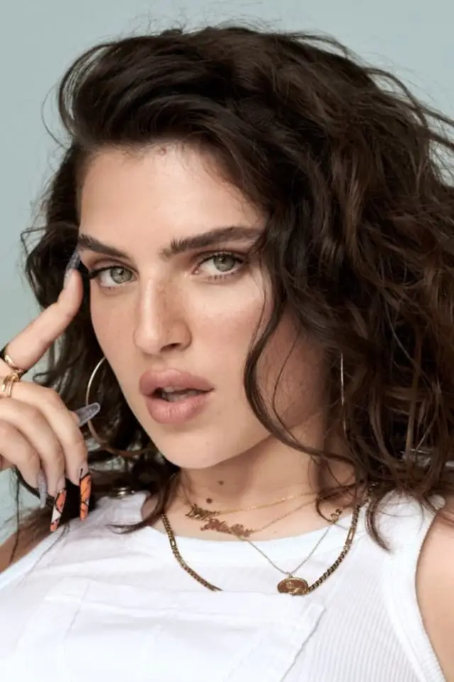 Zdjęcie Mae Muller