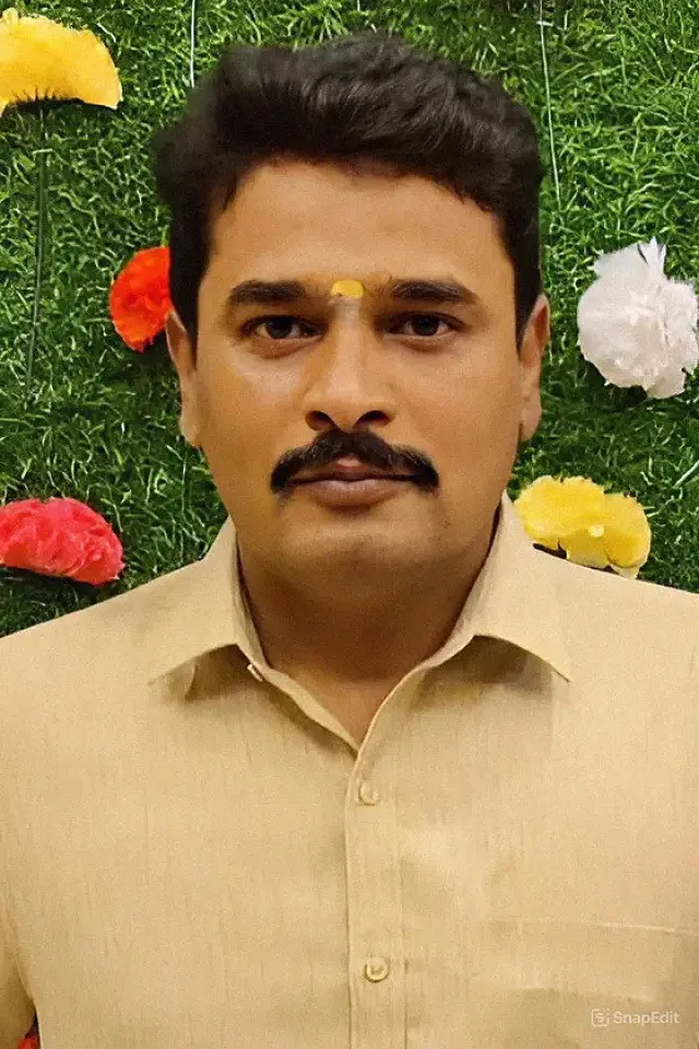 Zdjęcie  (PRO Sakthi Saravanan)