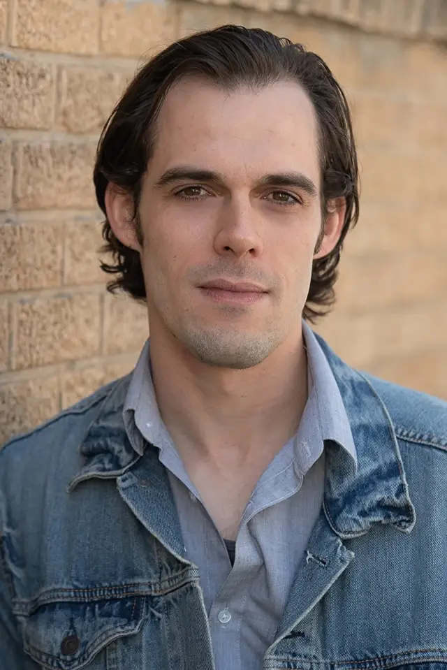 Zdjęcie  (Cullen Thomas)