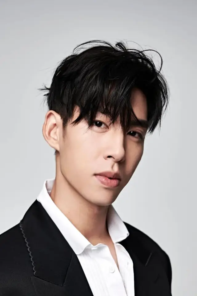 Zdjęcie  (Linus Wang)