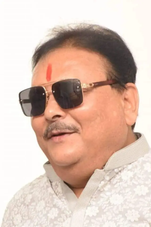 Zdjęcie Madan Mitra